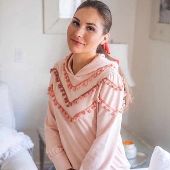 *NEW* Evystree The Noel Hoodie in Winter Pink - Picture 4 of 16